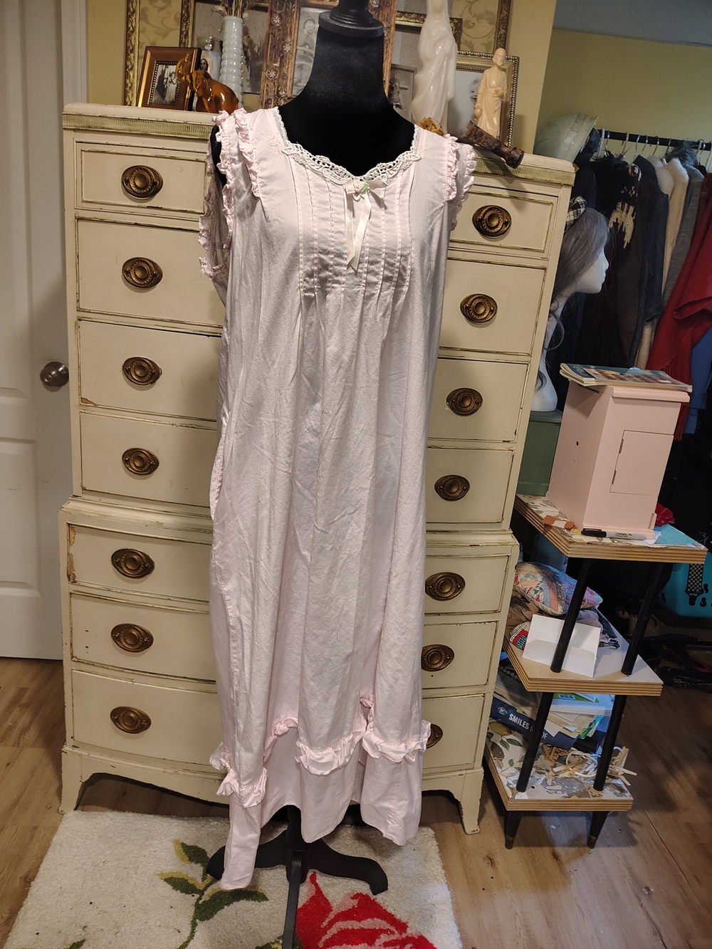 100% Cotton Vintage-Inspired Pale Pink Ruffle Lace Nightgown